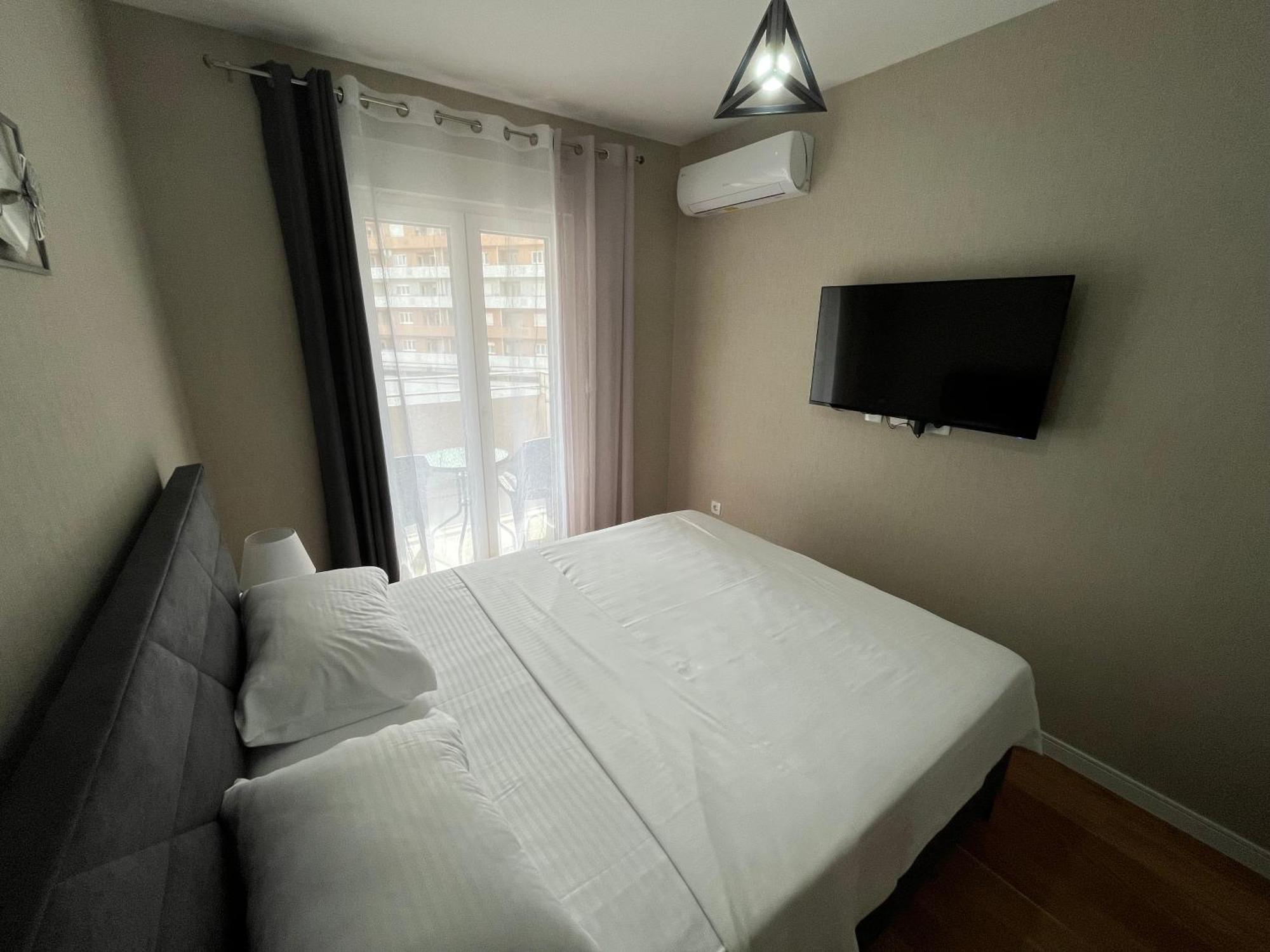 Apartments Centrale 28 Подгориця Номер фото